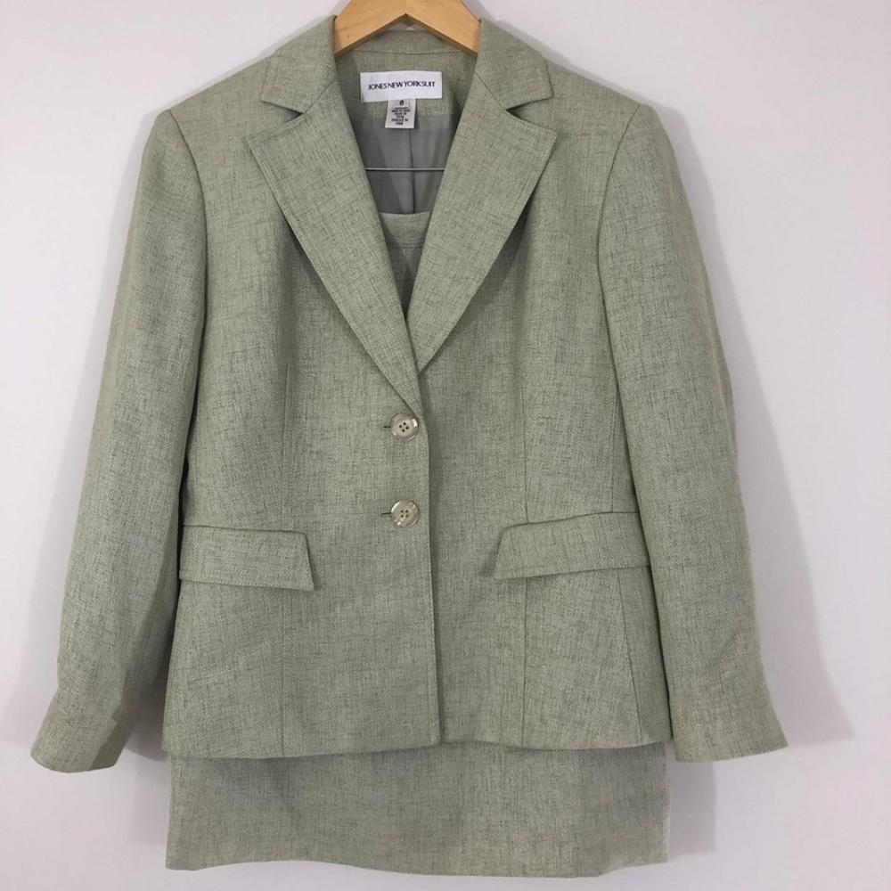 Jones New York Suit SZ 6 Ladies Grey Tweedish